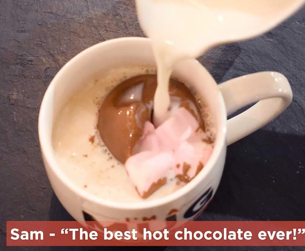 hot_chocolate_bombe_with__5-1.webp Cocoba Chocolate Hot Chocolate Bombs>Hot Chocolate Bombe With Heart Marshmallows (3 Bombes)