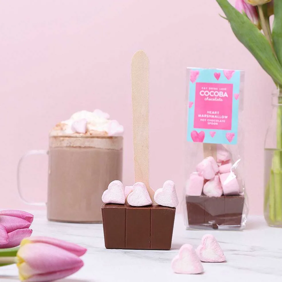 milk_hot_chocolate_spoon__1.webp Cocoba Chocolate Hot Chocolate Spoons>Milk Hot Chocolate Spoon With Heart Marshmallows
